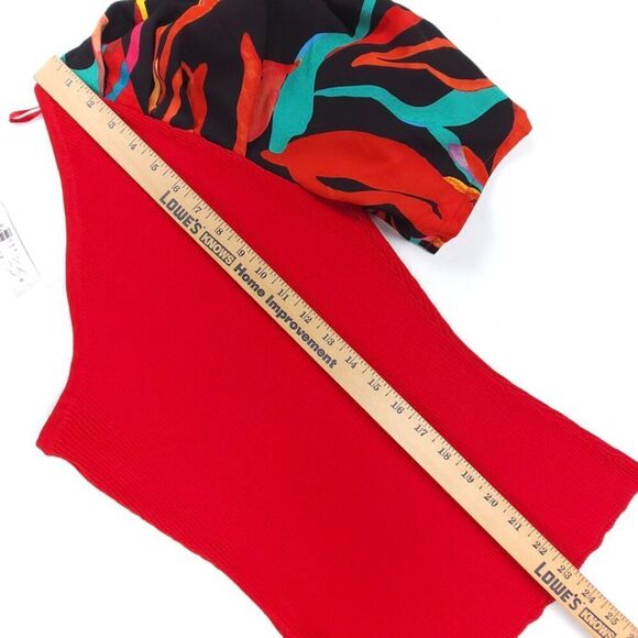 NWT NY&CO One Shoulder Asymmetric Ribbed Knit Puff Sleeve Top Medium Resort Red - Picture 3 of 7